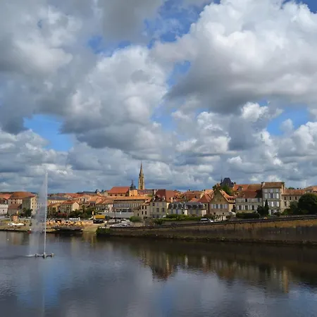 Prázdninový dům Spacieuse Maison De *