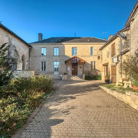 Σπίτι διακοπών Spacieuse Maison A Sorges