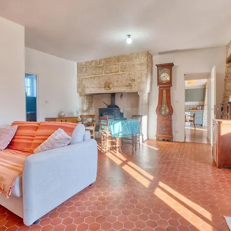 Spacieuse Maison De بيت للعطل Sorges