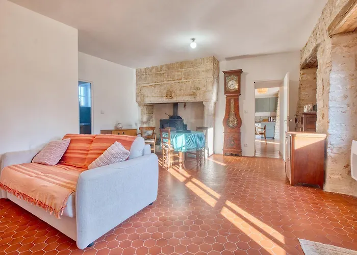 Spacieuse Maison De Sorges