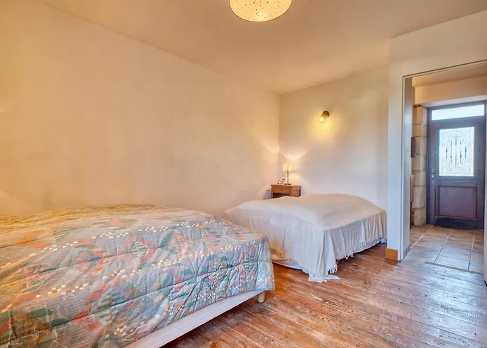 Spacieuse Maison De بيت للعطل Sorges